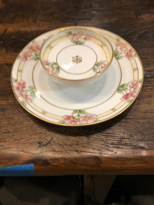 NIPPON HORS D'OEUVRES PORCELIAN PEONIES DISH HAND PAINTED