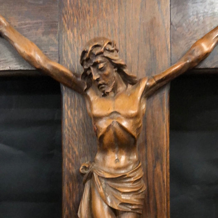 WIDE WOOD CRUCIFIX