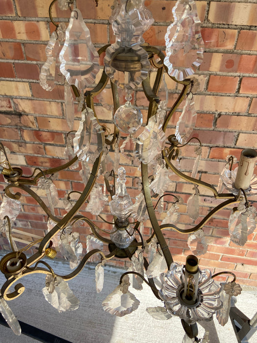 SOLD CRYSTAL PENDALOGUE CHANDELIER