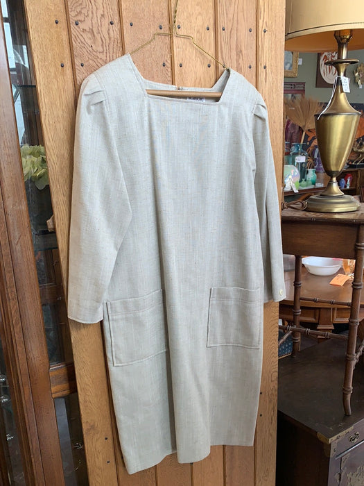 FLAX COLOR 3/4 SLEEVE DRESS WITH POCKETS