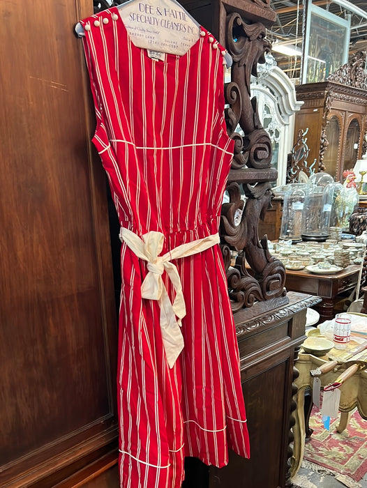 RED AND WHITE STRIPED SLEEVELESS DRESS