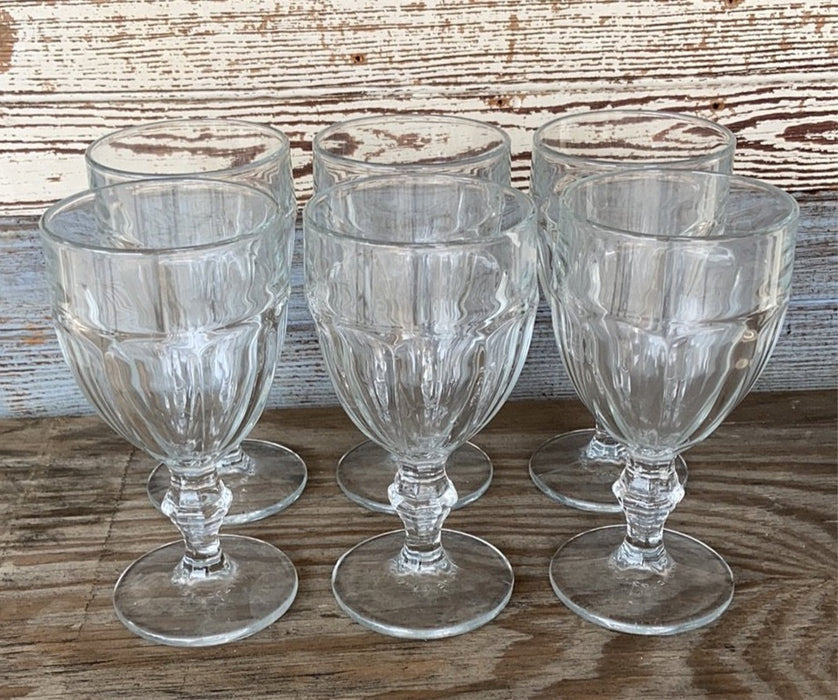 SET OF 6 GOBLETS - NOT OLD