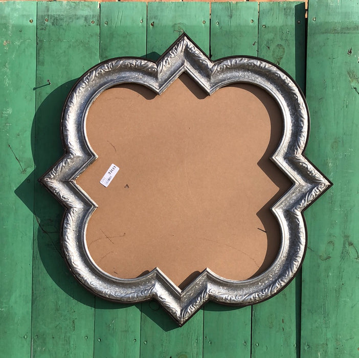 SILVER SHAPED FRAME