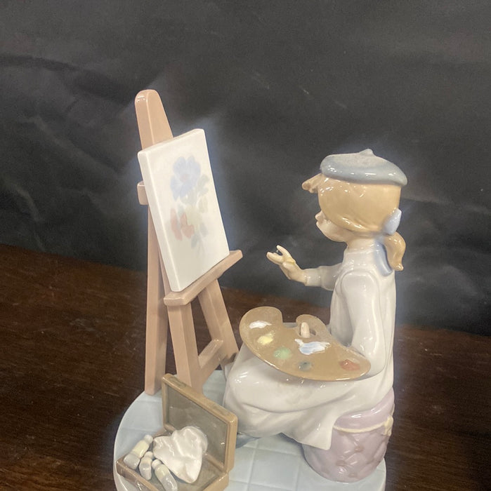 LLADRO ARTIST GIRL WITH EASEL