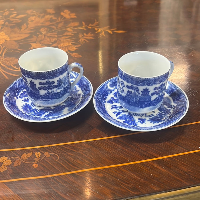 PAIR OF BLUE WILLOW CUPS AND SAUCERS