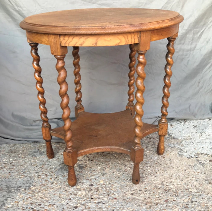 ROUND WIDE BARLEY TWIST STAND TABLE