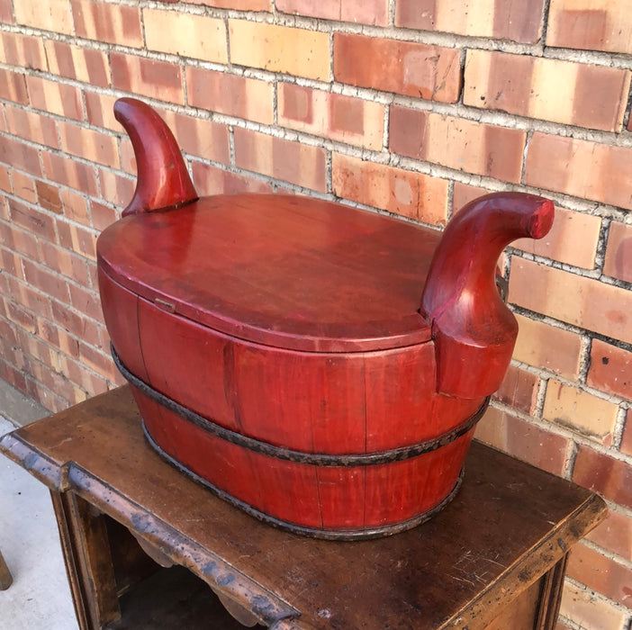 CHINESE OVAL RED WOOD BOX WITH HANDLES