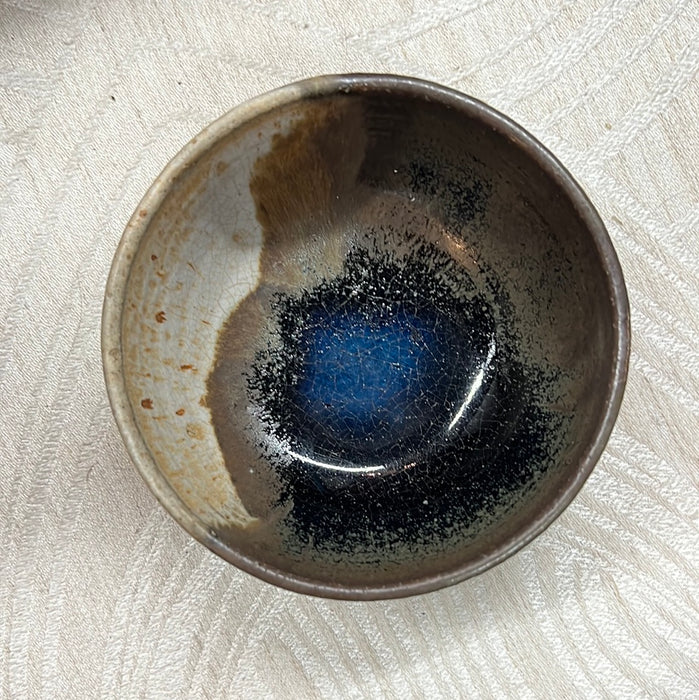 SMALL STUDIO POTTERY BOWL WITH SPLASH OF SAPPHIRE BLUE