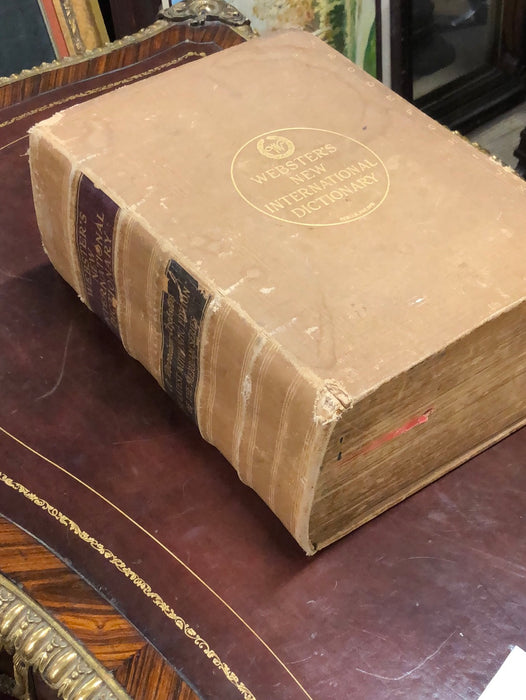 LARGE VINTAGE NEW WEBSTER INTERNATIONAL DICTIONARY 1932