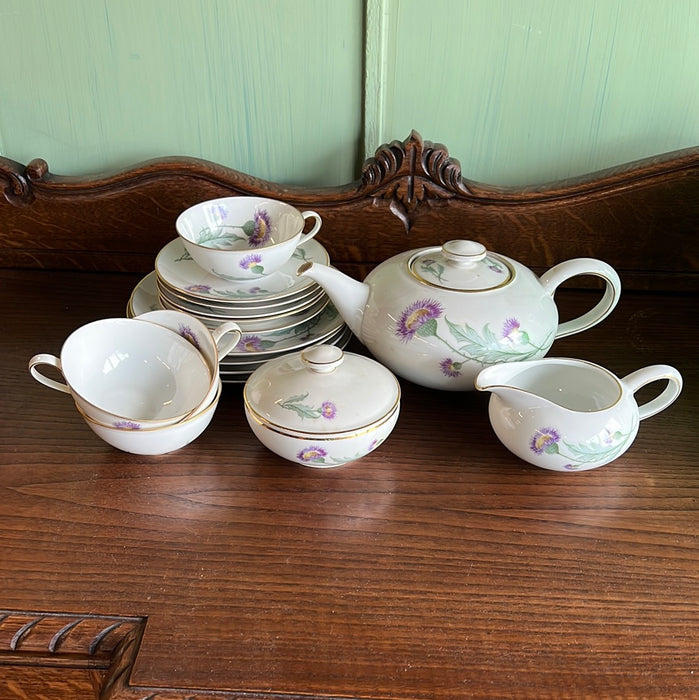 U.S. ZONE OF GERMANY THISTLE LUNCHEON SET SERVICE FOR 4 (W/EXTRA PIECES)