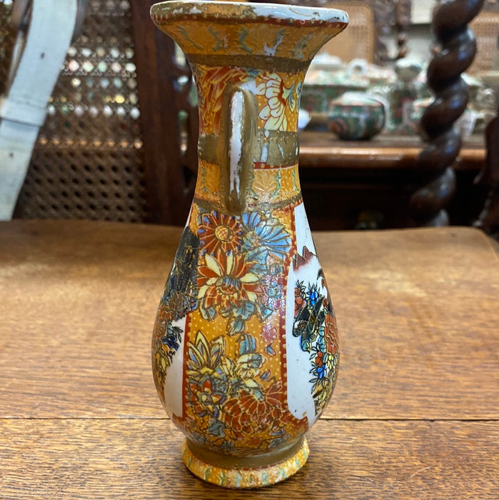 TINY FLARED MOUTH VASE WITH BIRDS AND FLOWERS