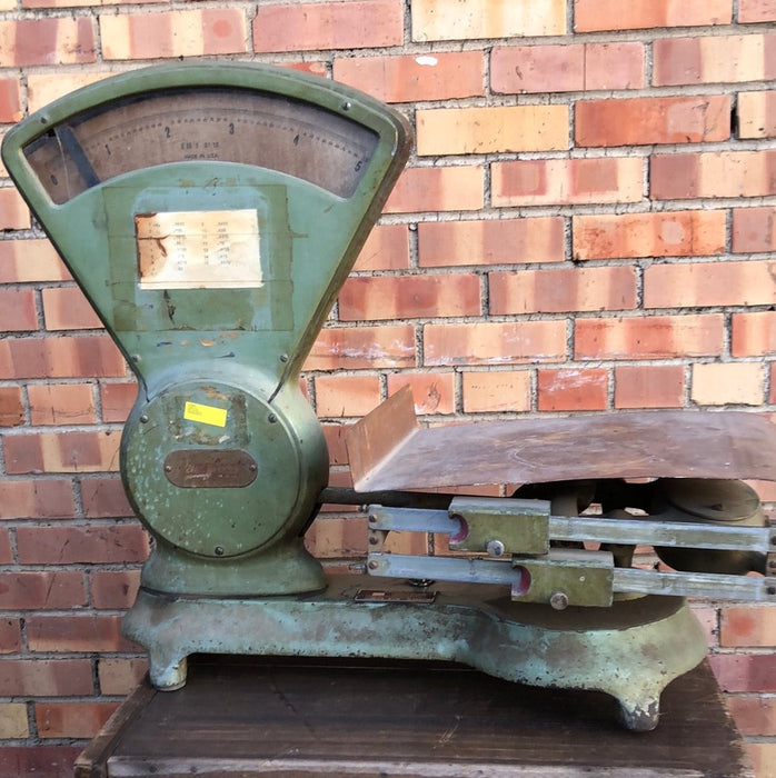 VINTAGE GREEN COMMERCIAL COUNTER SCALE