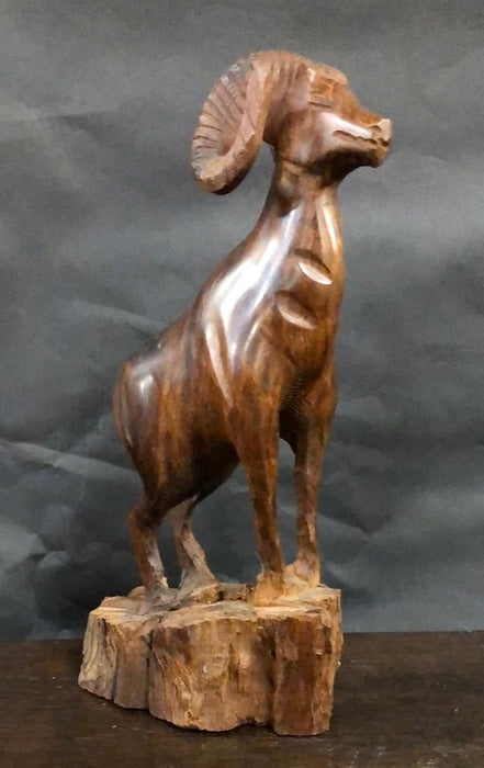 CARVED MOUNTAIN GOAT