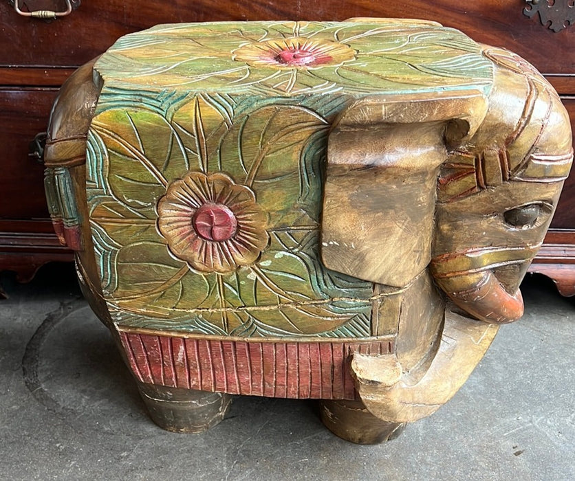 WOOD ELEPHANT GARDEN STOOL OR PLANT STAND