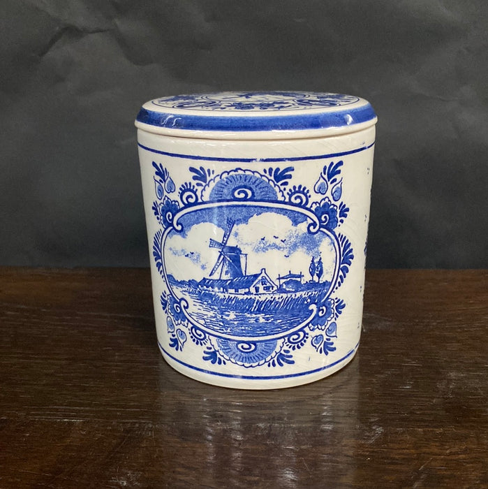 SMALL DELFT LIDDED JAR "GOUDSE STROOPWAFEL"