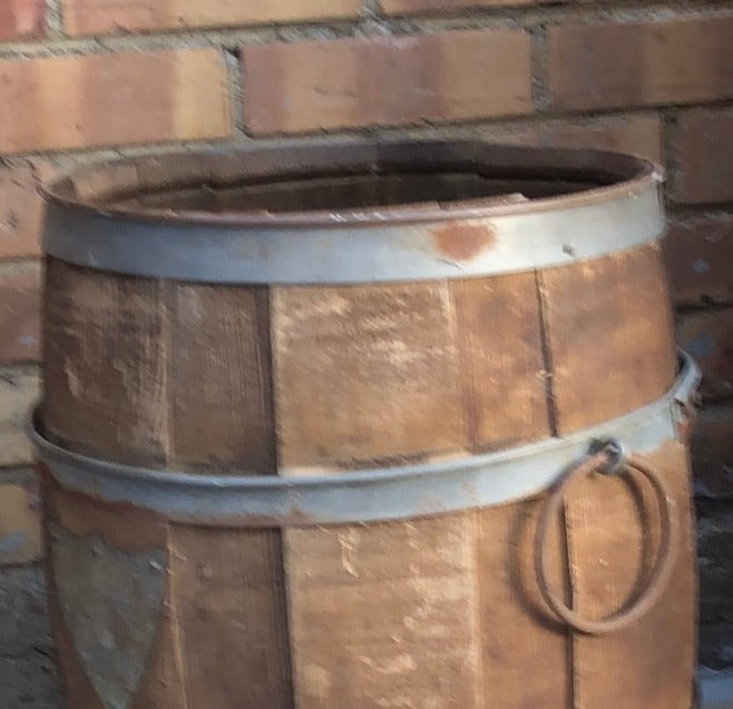 SMALL BARRELL AS FOUND