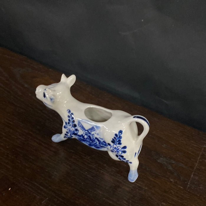 DELFT FLORAL COW PITCHER