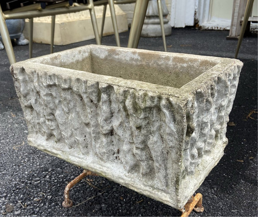 SMALL FAUX BOIS CONCRETE PLANTER ON IRON BASE