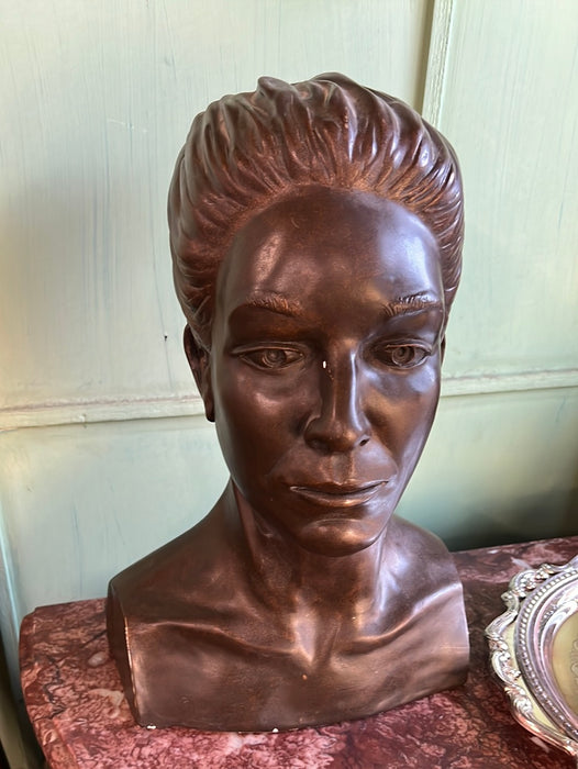 CHAULK BRONZE COLOR LADY BUST