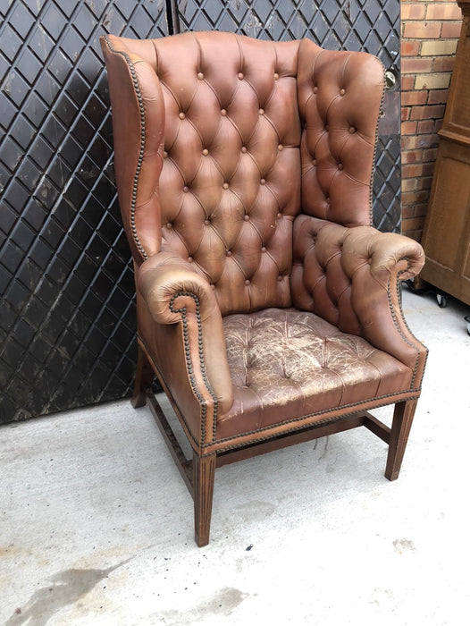 LEATHER TUFTED ENGLISH WINGBACK CHAIR