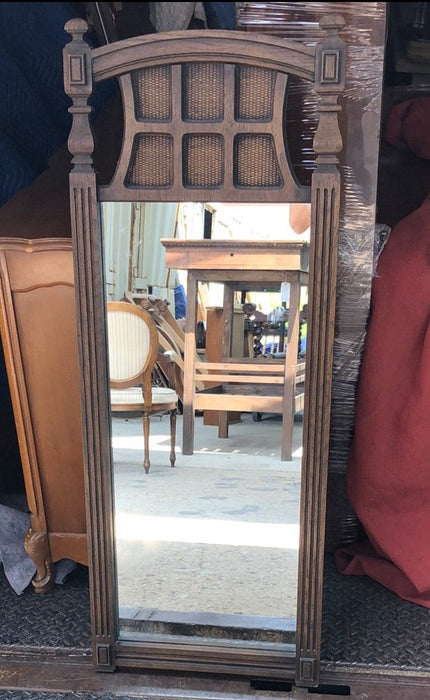 THOMASVILLE DRESSER MIRROR