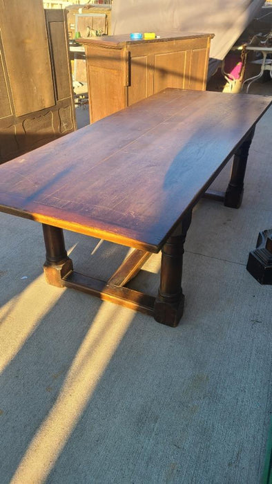 Sold LARGE TURNED OAK CYLINDER LEG DINING TABLE