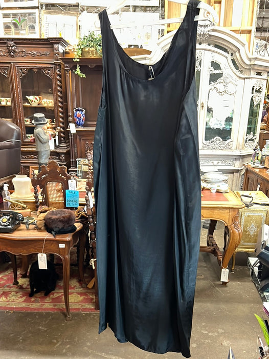 SIMPLE BLACK SLIP DRESS