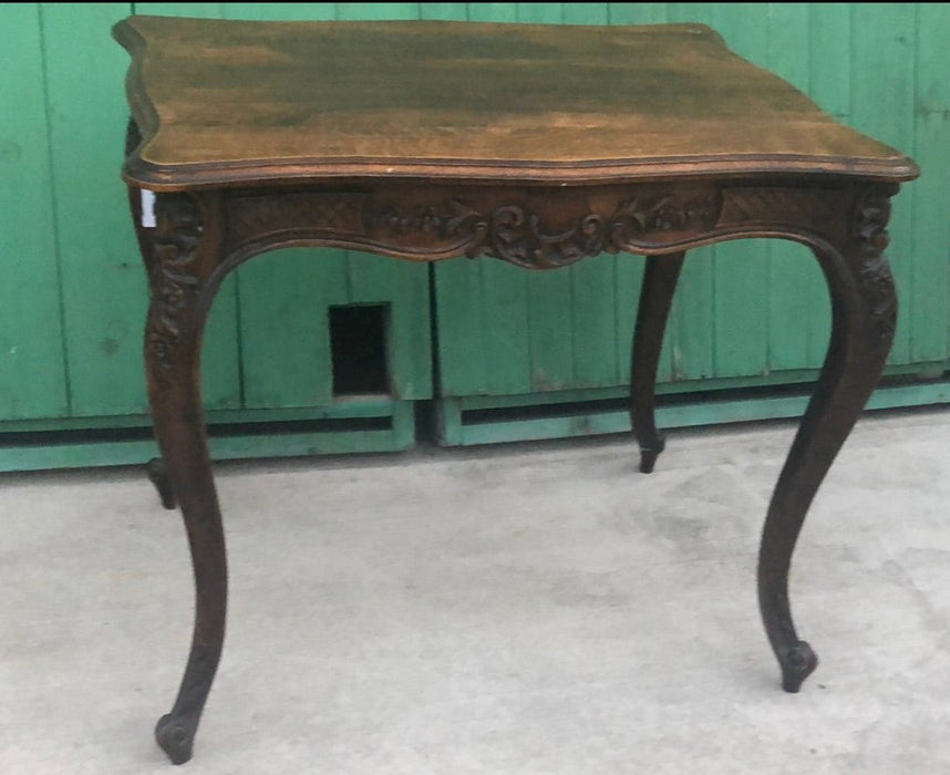 CARVED OAK LOUIS XV LARGE CENTER TABLE