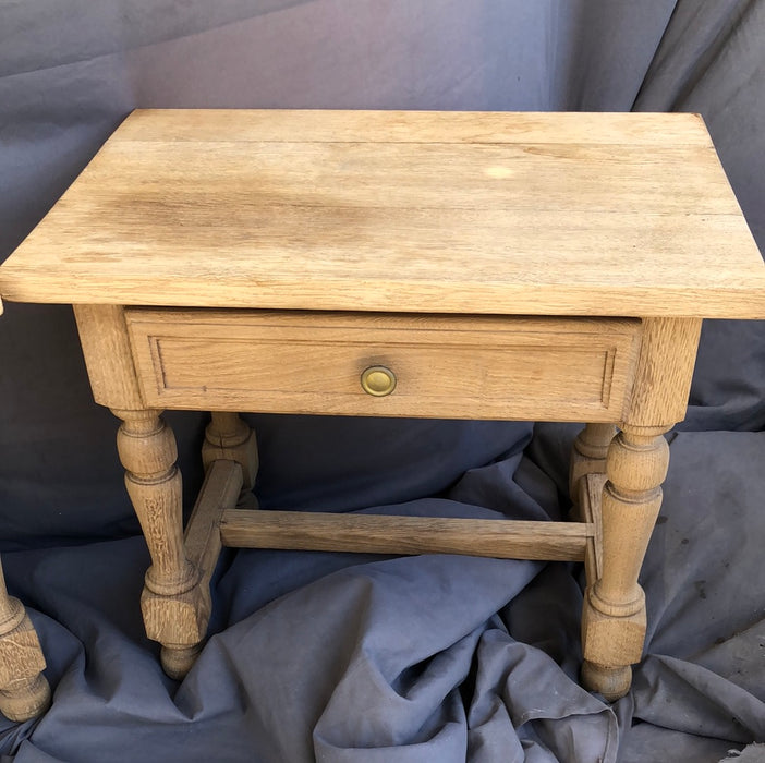 PAIR OF RAW RUSTIC OAK SIDE TABLES WITH DRAWERS