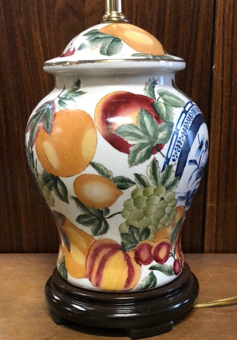 SMALL GINGER JAR STYLE LAMP WITH FRUIT
