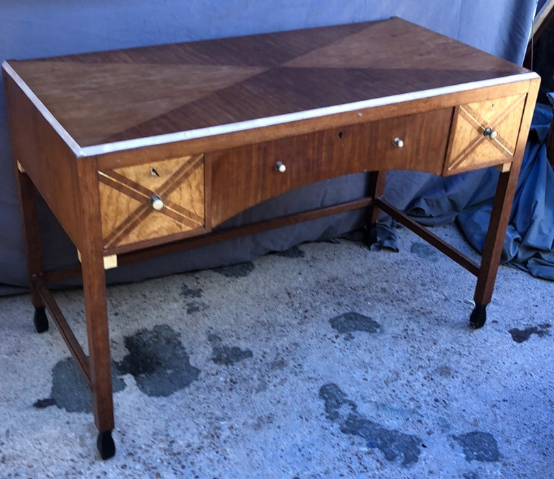 ENGLISH INLAID DESK WITH HANDMADE DOVE TAILS