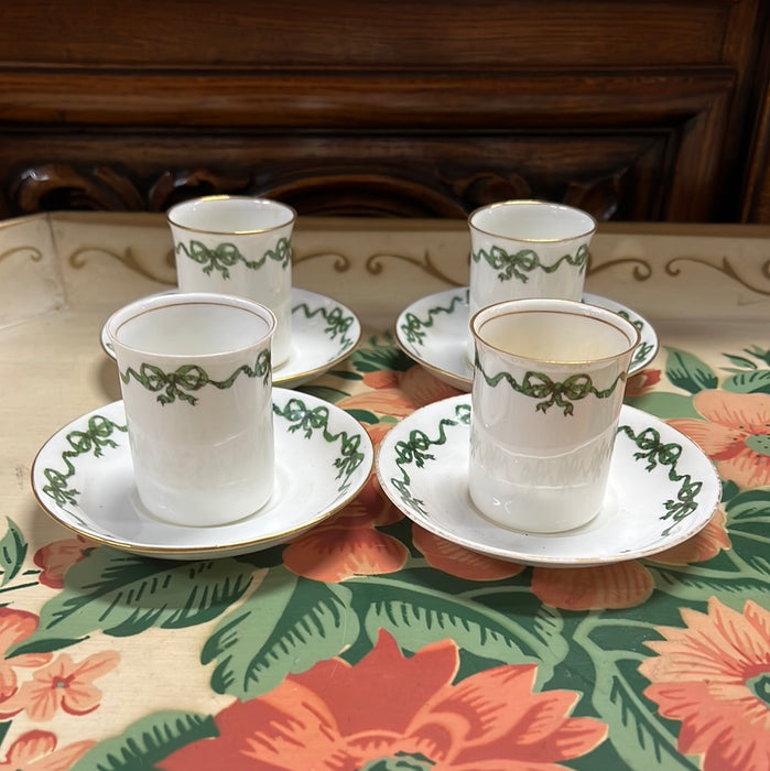 SET OF 4 CRESCENT CUPS AND SAUCERS WITHOUT HANDLES