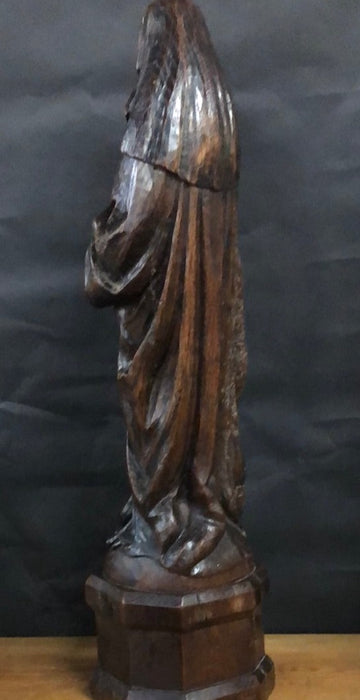 CARVED MADONNA AND CHILD SMALL STATUE