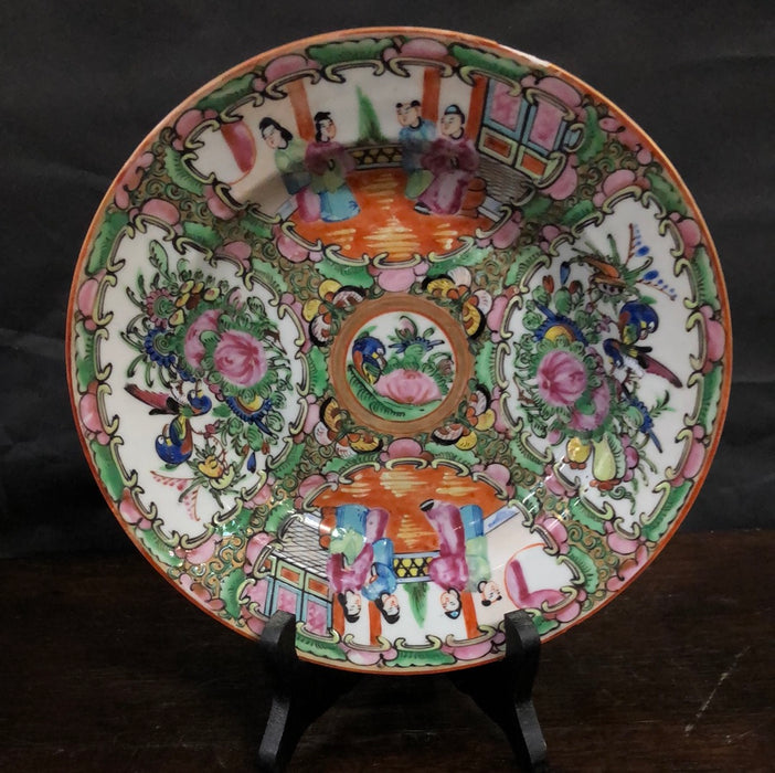 SET OF FIVE ROSE FAMILLE LARGE BOWLS