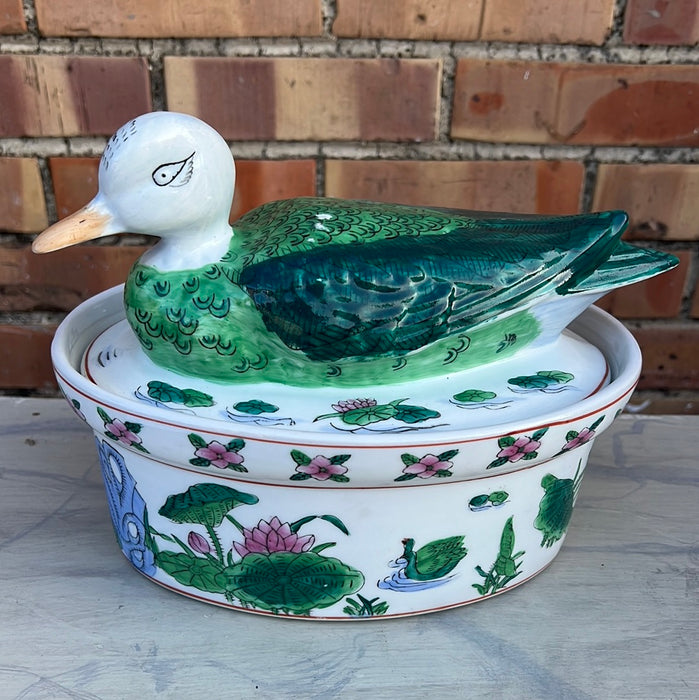 CHINESE OVAL BOWL WITH DUCK LID - NOT OLD