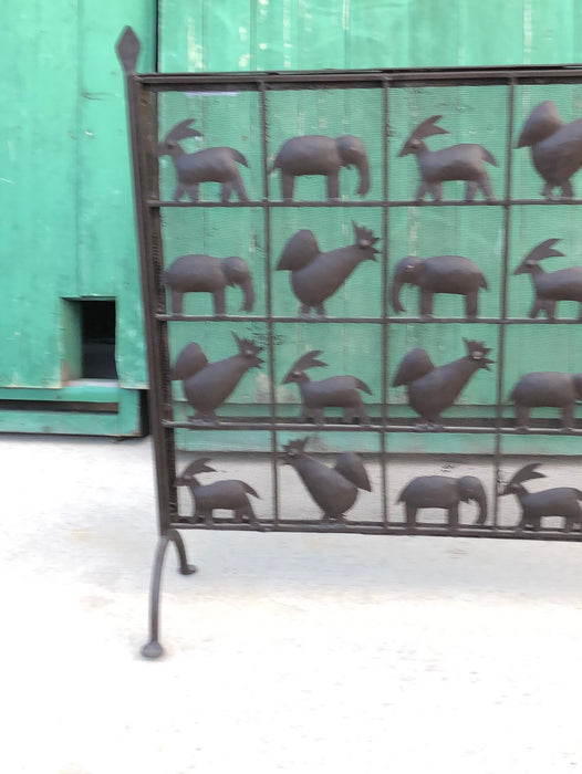 IRON FIRE SCREEN WITH ANIMALS