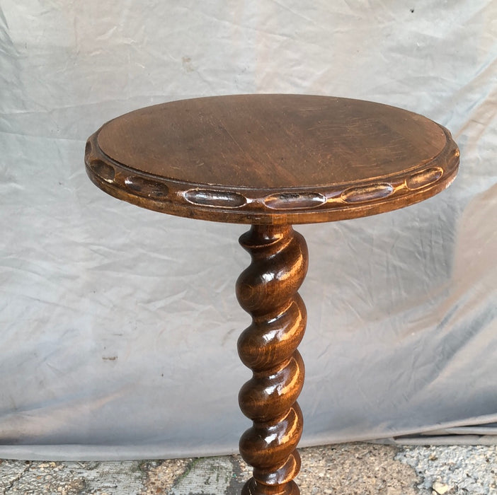 SMALL BEECH PEDESTAL DARK