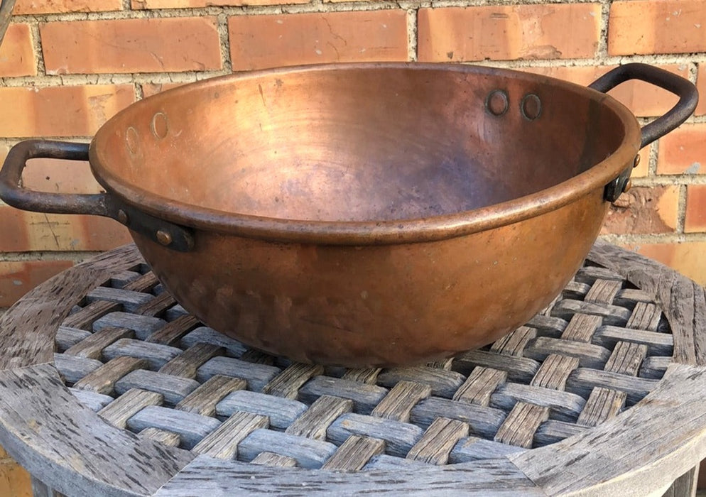 Lot - COPPER CANDY KETTLE
