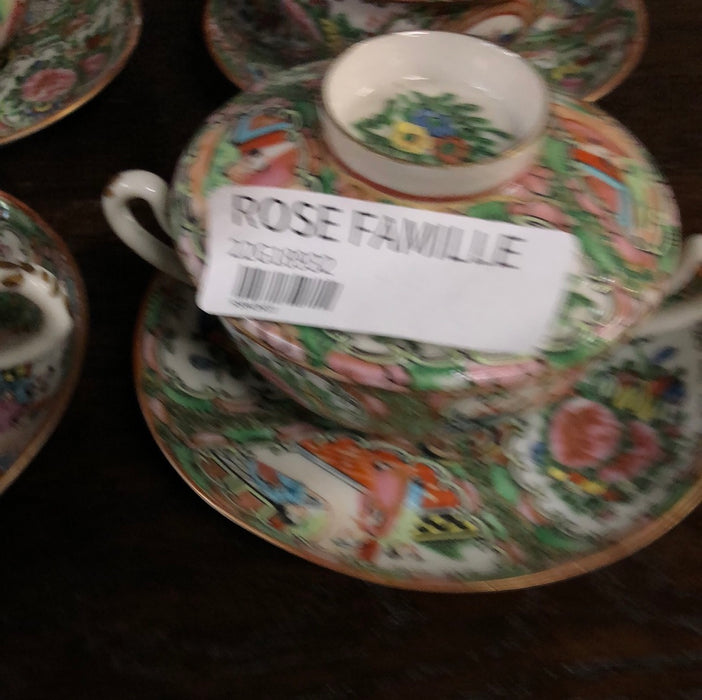 SET OF FOUR ROSE FAMILLE BULLION CUPS WITH LIDS