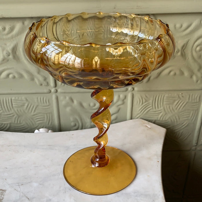 TALL AMBER GLASS COMPOTE WITH TWISTED STEM