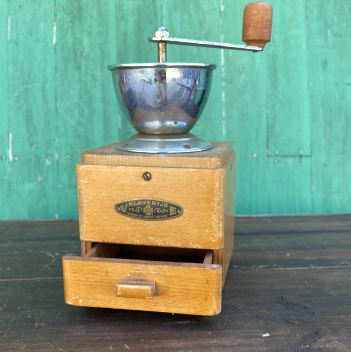 KLAVERTJE COFFEE GRINDER BEECHWOOD AND BRASS