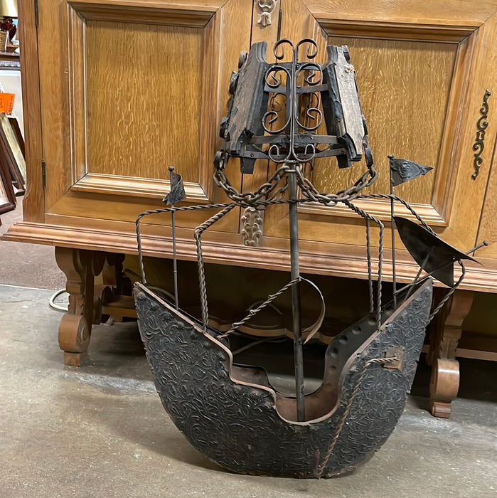 STEEL SHIP HANGING FIXTURE WITH CANDLE TRAYS