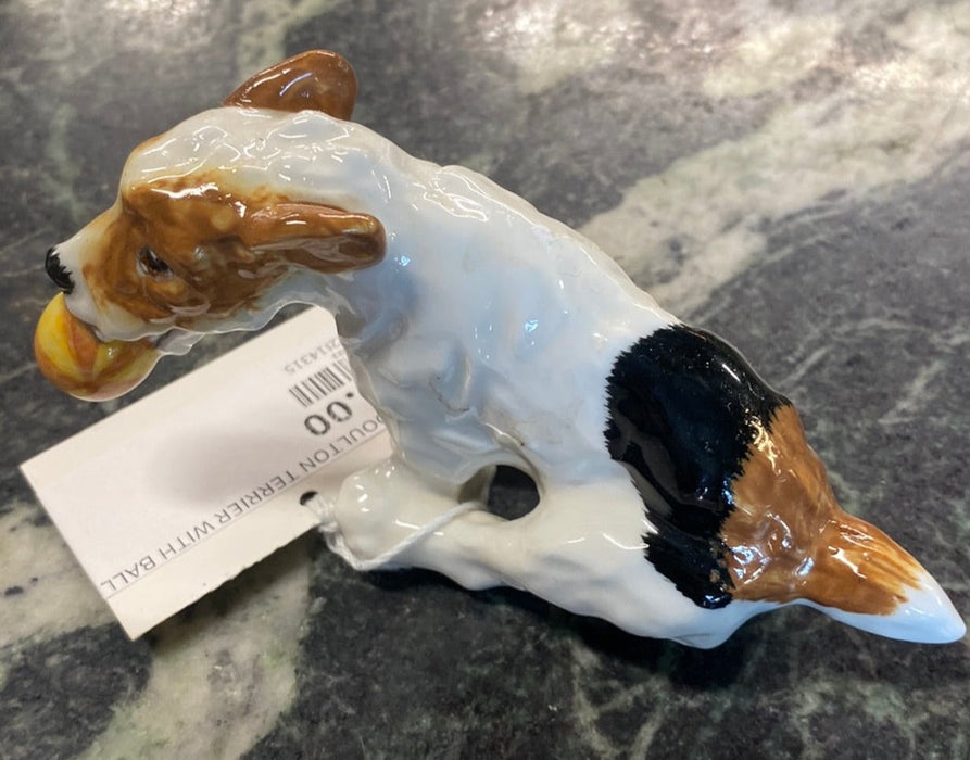 ROYAL DOULTON TERRIER WITH BALL