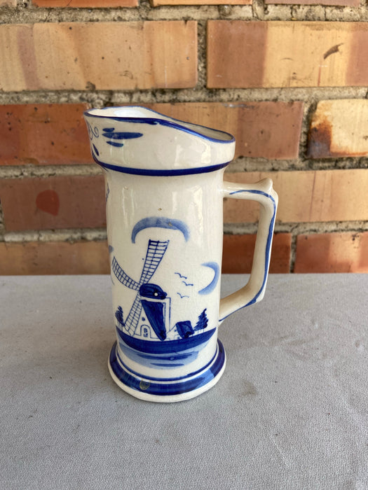 CYLINDER DELFT PITCHER WITH WINDMILL