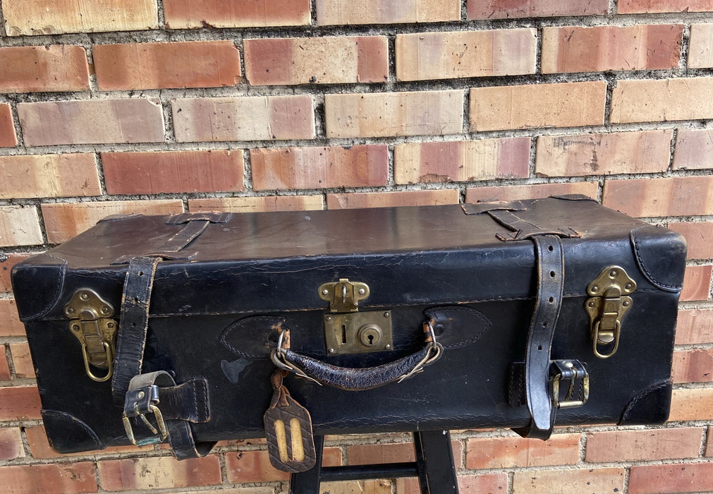 BLACK LEATHER SUITCASE