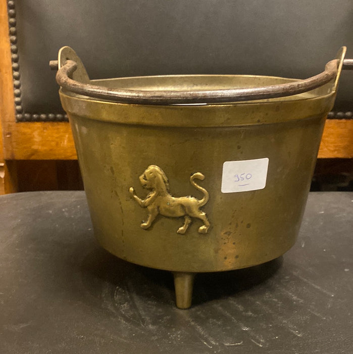 SMALL LION BRASS CAULDRON