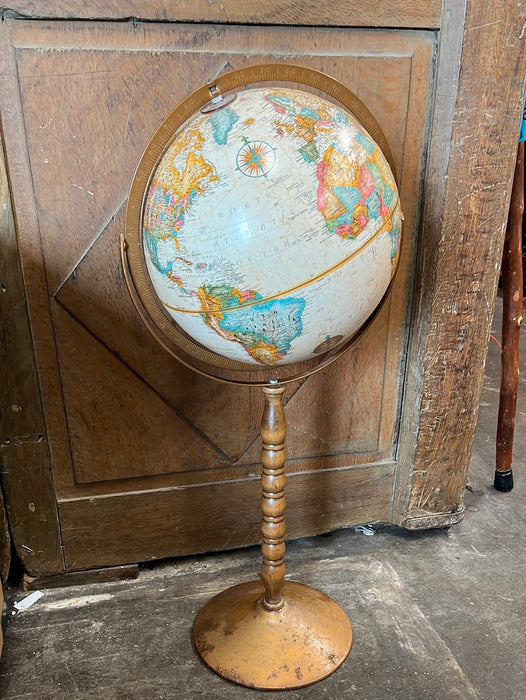 REPLOGLE WORLD CLASSIC GLOBE ON STAND