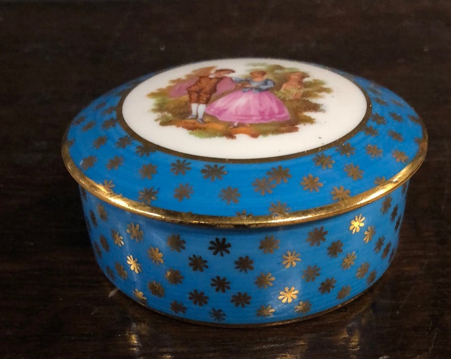 SMALL LIMOGES ROUND BOX WITH LID
