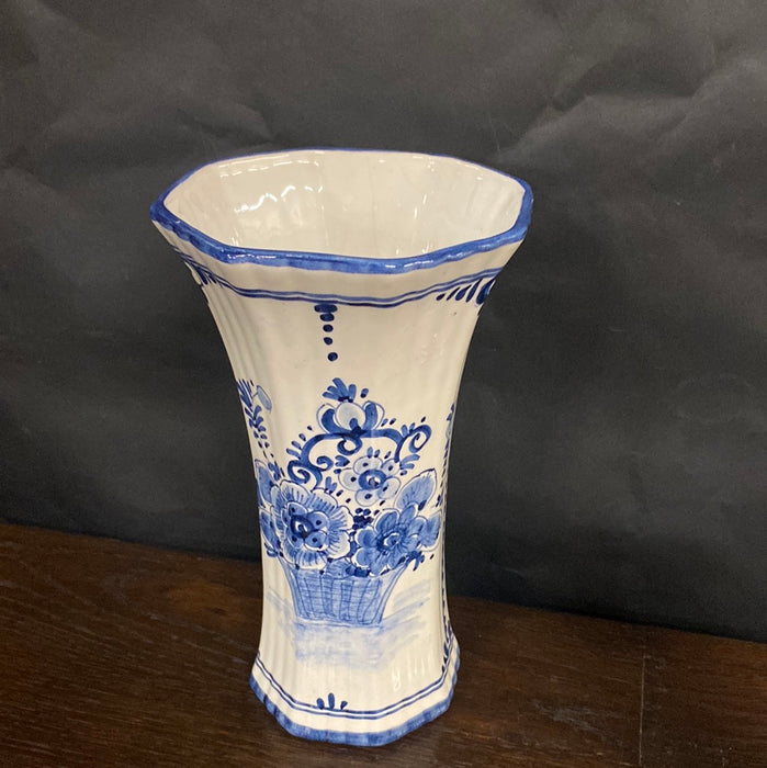 PAIR OF DELFT OCTOGONAL FLORAL FLARED TOP VASES