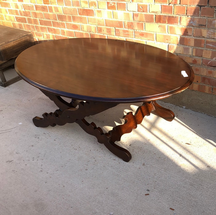 LARGE OVAL COFFEE TABLE WITH X FORM BASE